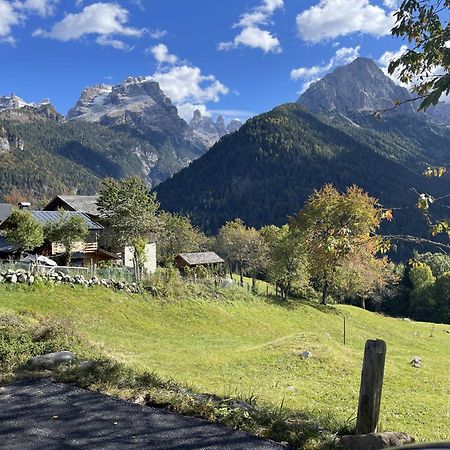 Villa Alpina Campiglio Madonna エクステリア 写真